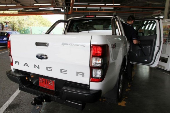 ชื่อ:  2012-Ford-Ranger-588x391.jpg
ครั้ง: 18713
ขนาด:  59.0 กิโลไบต์