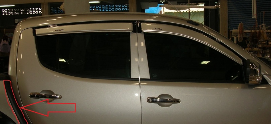 ชื่อ:  Triton_Window Visor.jpg
ครั้ง: 767
ขนาด:  116.4 กิโลไบต์