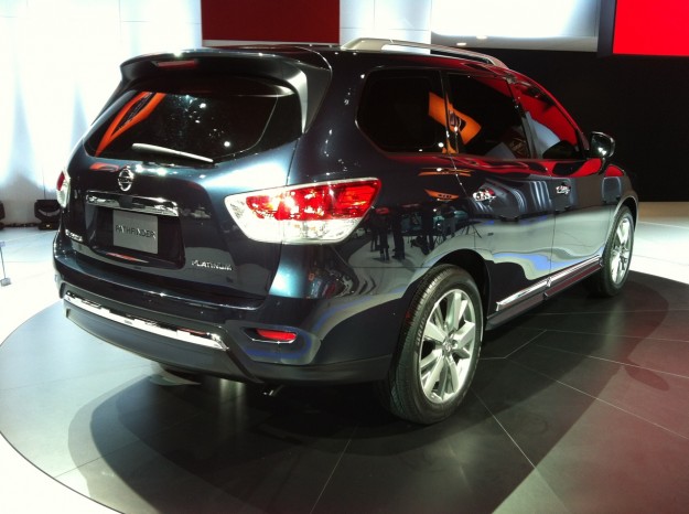 ชื่อ:  Nissan-Pathfinder-Concept-end.jpg
ครั้ง: 697
ขนาด:  65.4 กิโลไบต์